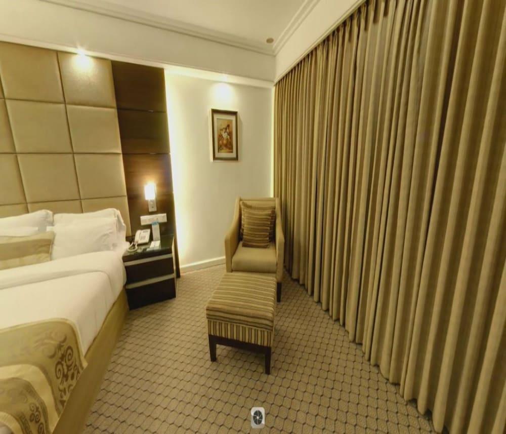 Hotel Agrabad Читтагонг Экстерьер фото