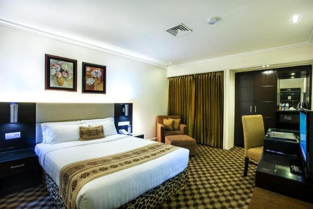 Hotel Agrabad Читтагонг Экстерьер фото